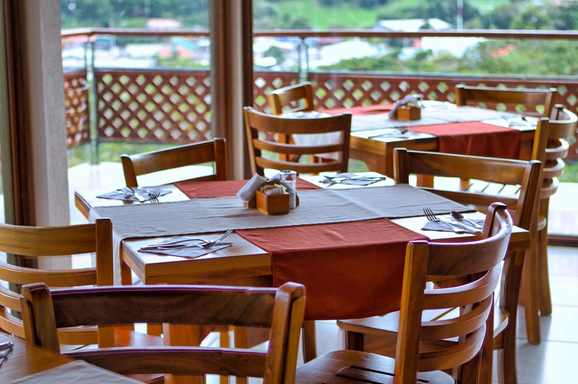 Ficus Lodge Monteverde 외부 사진