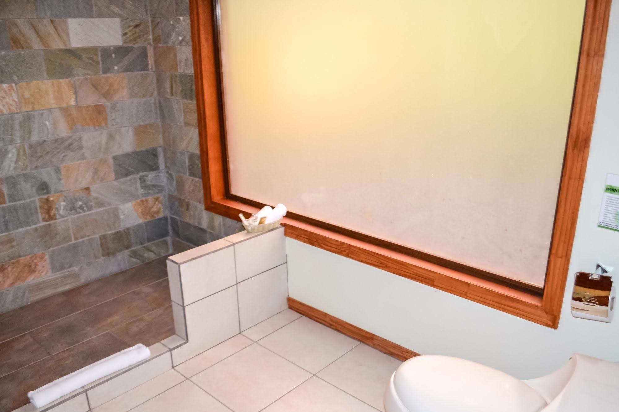 Ficus Lodge Monteverde 외부 사진